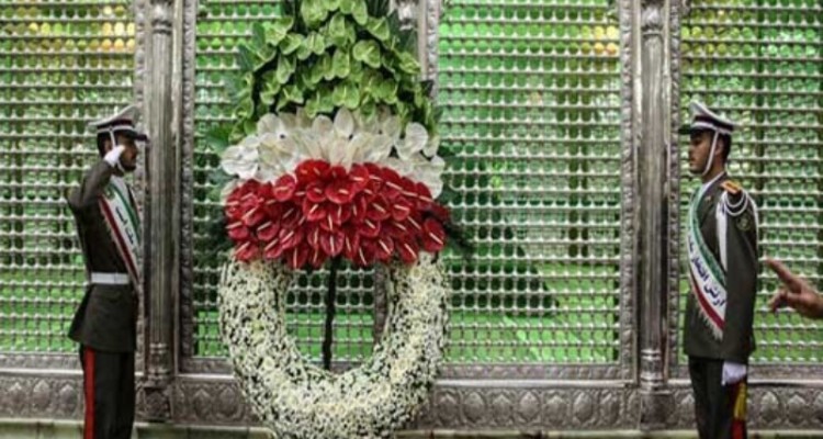 اعضای هیئت دولت با آرمان‌های امام (ره) تجدید میثاق کردند