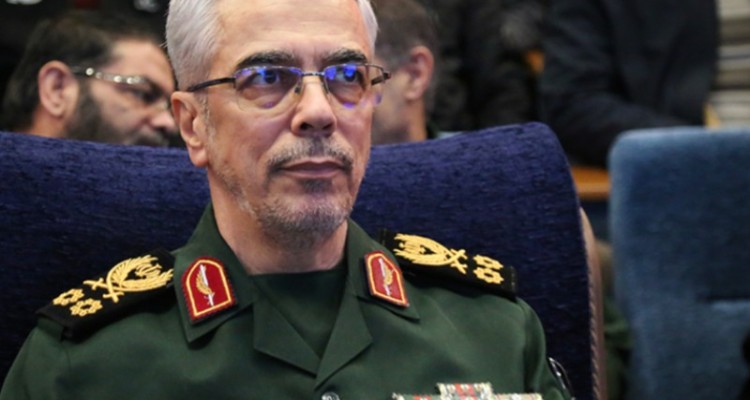 سرلشکر باقری: دولت به سیاست‌های توسعه دریا محور توجه دارد