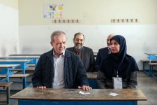 شایعه‌سازی استعفای رئیس‌جمهور کار اپوزیسیون است