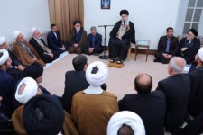 رهبر انقلاب: حوزه علمیه وام‌دار آیت‌الله جوادی‌آملی است رهبر انقلاب: حوزه علمیه وام‌دار آیت‌الله جوادی‌آملی است