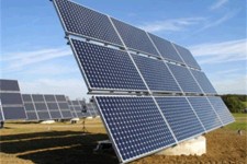 بهره‌برداری و عملیات اجرایی پروژه‌های بزرگ انرژی پاک در استان اصفهان آغاز شد