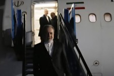 عراقچی وارد لاهه هلند شد