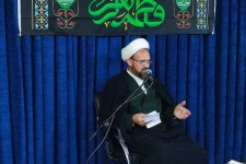 حضرت زهرا (س) معیار حق و الگوی کامل دینداری و ولایت‌مداری است