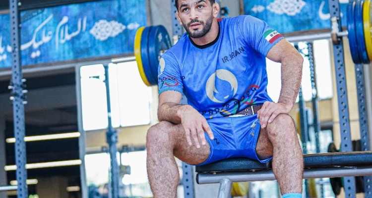 استقلال پرستاره روی تشک؛ ستارگان روس و حسن یزدانی با دوبنده آبی