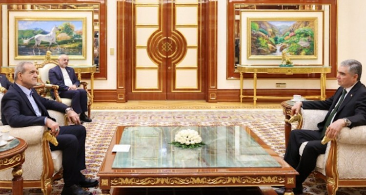 جهان امروز بیش از هر زمان دیگر محتاج شکل‌گیری اعتماد و صلح میان ملت‌هاست