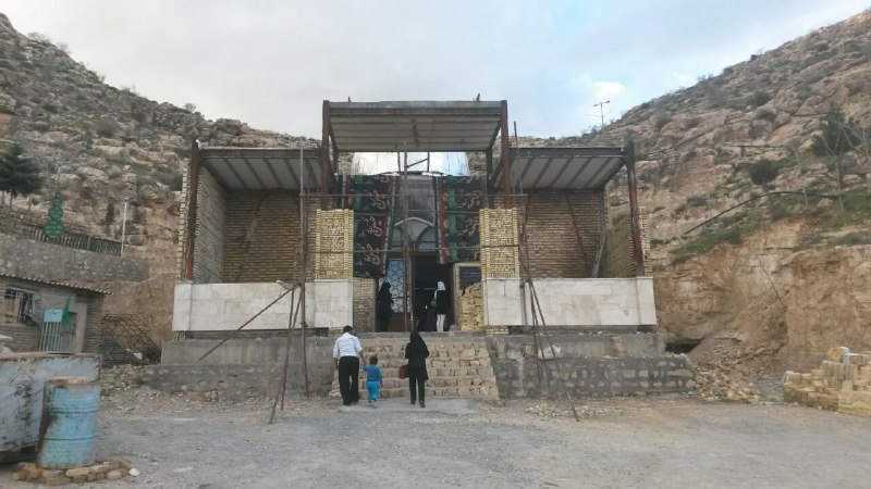 لزوم توجه مسئولین به بازسازی امامزاده علی اکبر(ع) در اسلام آبادغرب