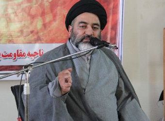 تقسیم بندی اصولگرا و اصلاح طلب اشتباه است/امروز انقلابی و ضد انقلابی مطرح است