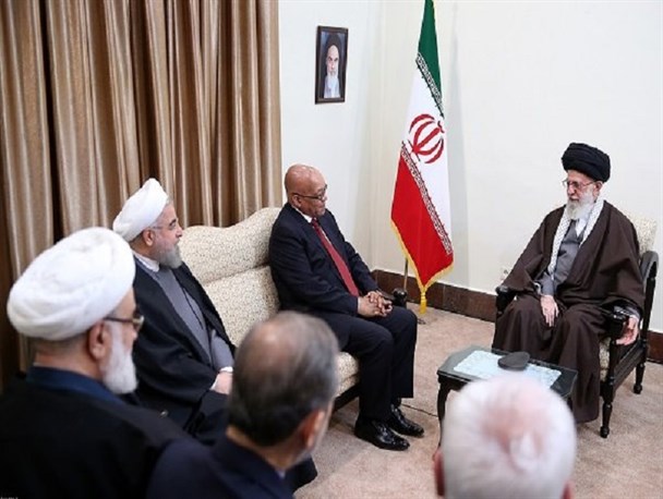 باید با موانعی که قدرتهای استکباری در برابر همکاری کشورهای مستقل ایجاد میکنند مقابله کرد باید با موانعی که قدرتهای استکباری در برابر همکاری کشورهای مستقل ایجاد میکنند مقابله کرد