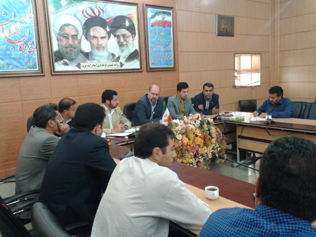 برگزاری جلسه شورای حفاظت از منابع آب در اسلام آباد غرب / آبرسانی سیار به برخی از روستاهای شهرستان