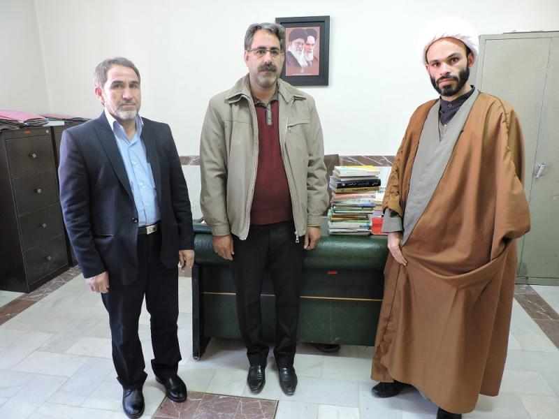 اهدای 60 جلد کتاب به زندان کله جوب از سوی اداره فرهنگ و ارشاد اسلام آبادغرب