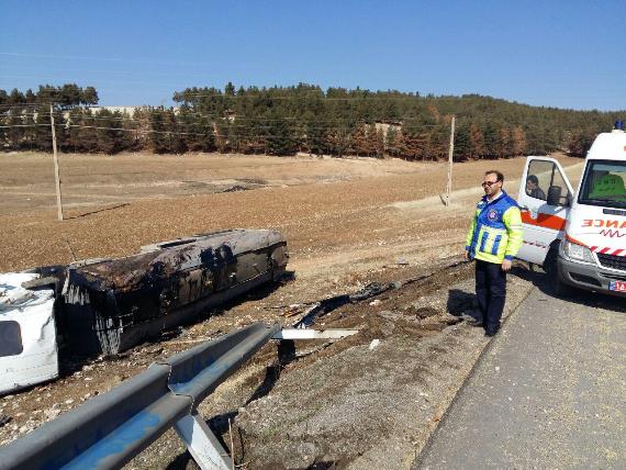 واژگونی تانکرعراقی حامل موادنفتی در اسلام آبادغرب+عکس