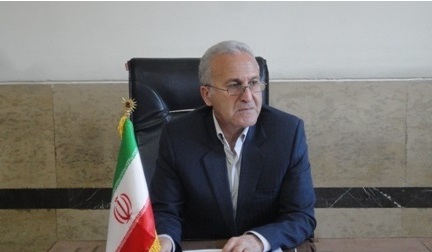 اعطای هدیه عیدانه به دانش آموزان نیازمند توسط خیرین گمنام در اسلام آبادغرب