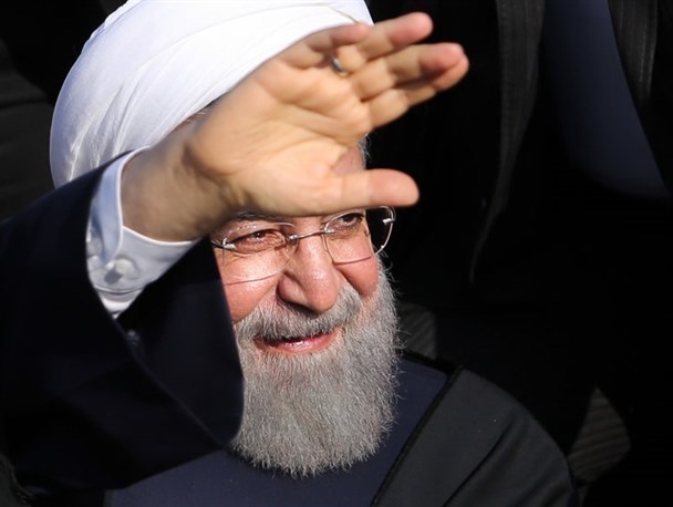 روحانی وارد تبریز شد/ رئیس‌جمهور به روستای سیل‌زده چنار می‌رود