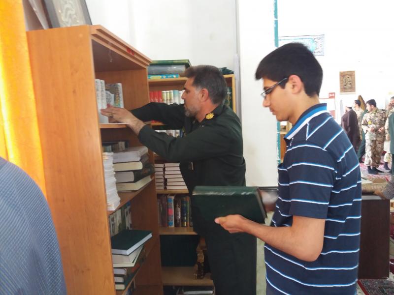 غباروبی مساجد شهر اسلام آبادغرب+تصاویر غباروبی مساجد شهر اسلام آبادغرب+تصاویر