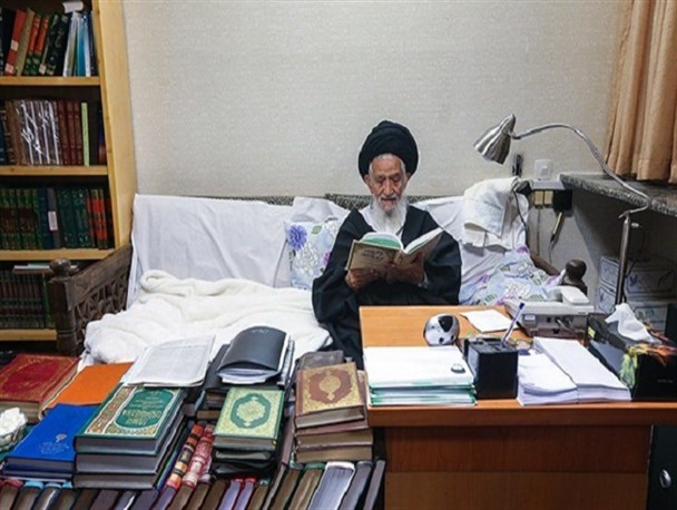 سفارش به تربیت طلاب و ساده زیستی از خواسته های امام بود/ مشهود بودن وجود ابعاد شخصیتی امام خمینی(ره) در رهبر انقلاب