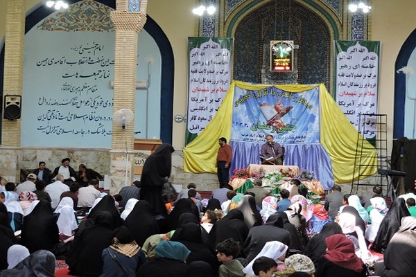 محفل انس با قرآن کریم در اسلام آبادغرب+تصاویر
