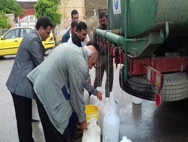 حکایتی از "شرایط بحرانی" زندگی در سیستان/ وقتی معضل "بی‌آبی" به ریزگردها اضافه می‌شود/ روستاها در محاصره "طوفان" و "قطعی آب"