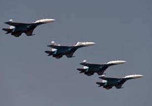 حمله جنگنده‌های روسی به مواضع داعش در سلمیه + فیلم 