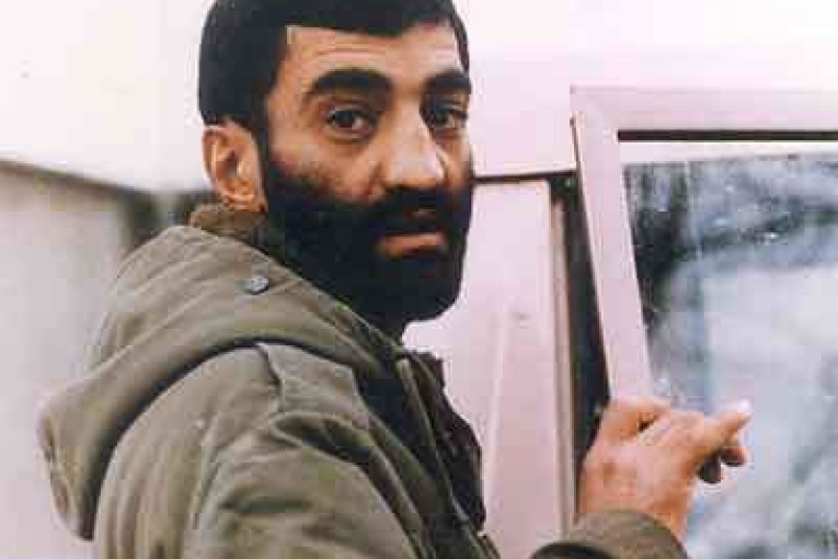 فیلم کمتر دیده شده از حاج احمد متوسلیان در حرم حضرت زینب (س) فیلم کمتر دیده شده از حاج احمد متوسلیان در حرم حضرت زینب (س)