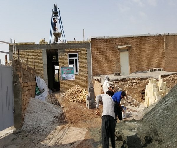 کمک به ساخت خانه مستضعفین در اردوی جهادی اسلام آبادغرب +تصاویر