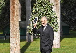 بازدید صالحی از یک بیمارستان بزرگ هسته‌ای جهان در ایتالیا + فیلم 