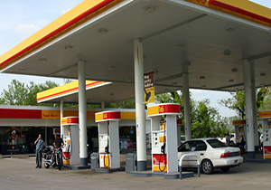 عاقبت سیگار کشیدن در پمپ بنزین + فیلم 