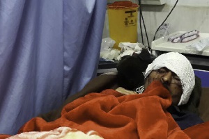 مصدومین زلزله شب گذشته در بیمارستان+ عکس