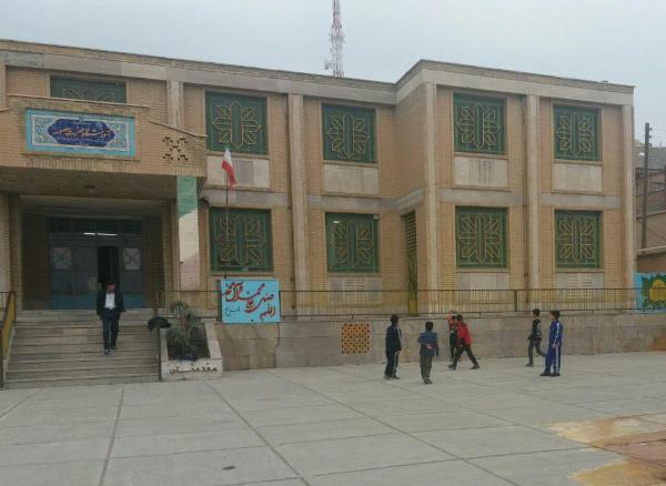 70 درصد مدارس اسلام آبادغرب نوساز هستند/آسیب دیدگی دیوار حیاط 27 مدرسه شهرستان بر اثر زلزله