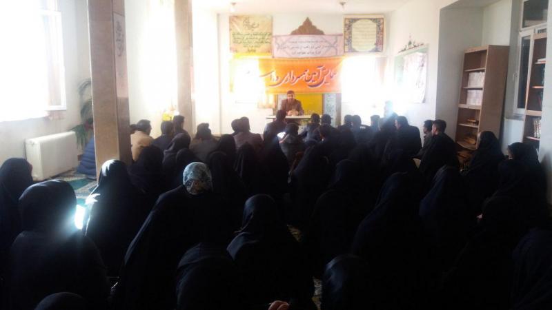 برگزاری کلاس های آموزشی ویژه نوعروسان در اسلام آبادغرب+عکس