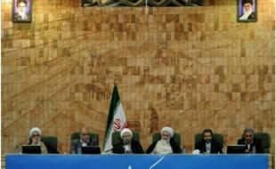 رفع مشکلات مردم زلزله زده توجه بیشتر دولت را می‌طلبد