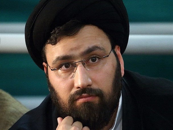 حمایت از نظام اسلامی و رهبری فرزانه مسیر صلاح مردم است/ نقد ساختارشکنانه به نفع هیچکس نیست/ نواقص را می‌گوییم و گاهی فریاد هم خواهیم زد