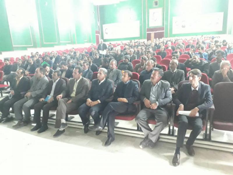 همایش شوراها و دهیاران در اسلام آبادغرب برگزار شد