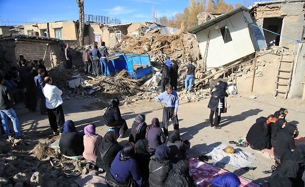  اعزام تیم حمایت های روانی و اجتماعی هلال احمر خوزستان به مناطق زلزله زده کرمانشاه