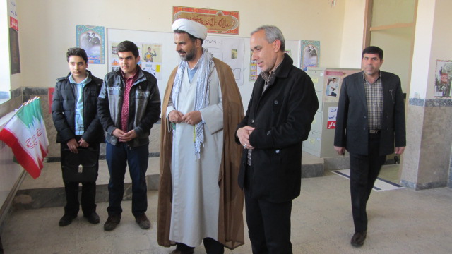 بازدید رئیس اداره تبلیغات اسلامی شهرستان از نمایشگاه محصولات فرهنگی