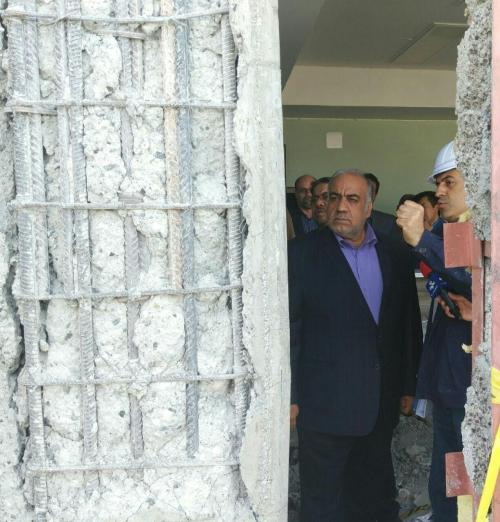 ردپای بی تدبیری و ماسمالی در بازسازی بیمارستان تخریب شده اسلام آبادغرب