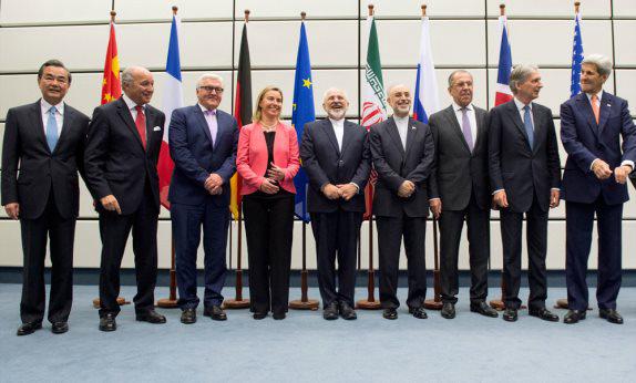 تجربه سال 84 در حال تکرار است/ اروپا به ادامه برجام تمایل دارد اما قدرت مقابله با آمریکا را ندارد تجربه سال 84 در حال تکرار است/ اروپا به ادامه برجام تمایل دارد اما قدرت مقابله با آمریکا را ندارد