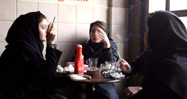 هزارتوی یک «تابوشکنی» / زنان سیگاری با ژست‌های توخالی