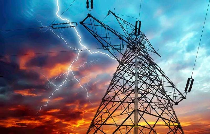 توقف صادرات برق در ساعات اوج مصرف/ چرا زور وزارت نیرو به خاموشی‌ها نمی‌رسد؟ 