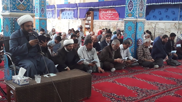 برگزاری مراسم روح بخش دعای عرفه در مسجد جامع اسلام آباد غرب+تصاویر