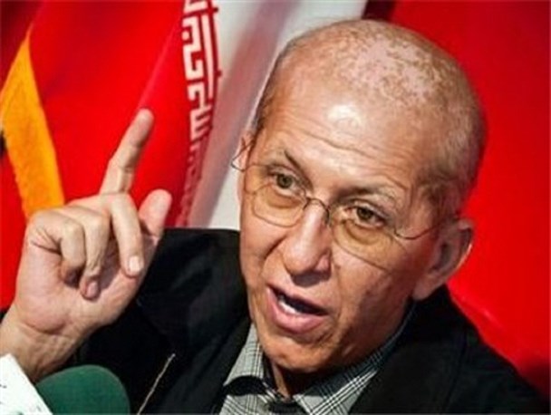 رفتار دوگانه هیات نظارت بر مطبوعات موضوع جدیدی نیست/ اگر امنیت ملی برای این هیات مهم است چرا با شرق و شهروند برخورد نکرد؟