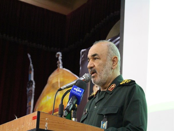 دشمن را با سیلی محکم از خواب بیدار می کنیم/برای پیروزی زندگی می کنیم نه جلوگیری از شکست دشمن را با سیلی محکم از خواب بیدار می کنیم/برای پیروزی زندگی می کنیم نه جلوگیری از شکست