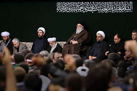 مراسم عزاداری اربعین حسینی(ع) با حضور هیئت‌های دانشجویی در حسینیه امام خمینی(ره) 