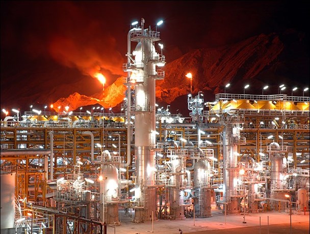 پایتخت انرژی کشور به پایتخت آلودگی تبدیل شد/ شرایط خطرآفرین برای ریه هایی که به سرفه افتاده است/ عسلویه؛ قربانی بی‎توجهی زیست‎محیطی صنعت