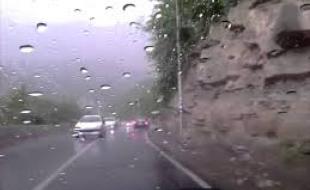 وقوع رعد و برق و رگبار باران در روزهای پایان هفته کرمانشاه