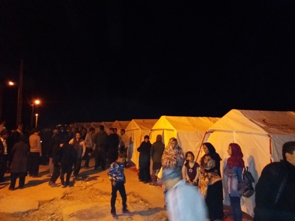 تصاویری از اسکان اضطراری زلزله زدگان در اسلام آبادغرب