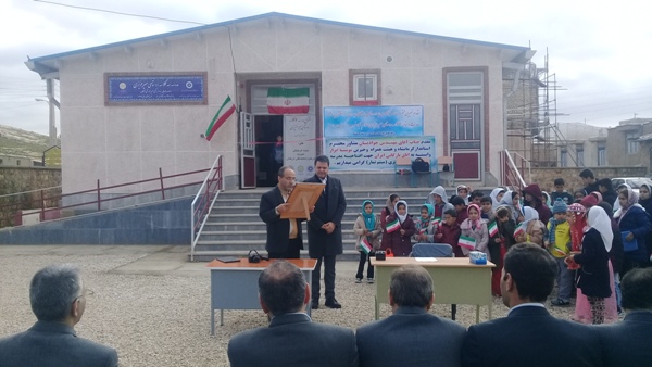 افتتاح مدرسه سه کلاسه در روستای میرعزیزی اسلام آبادغرب+تصاویر
