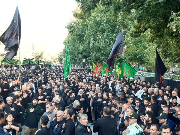 اجتماع عظیم عزاداران حسینی(ع) در اسلام آبادغرب+تصاویر 