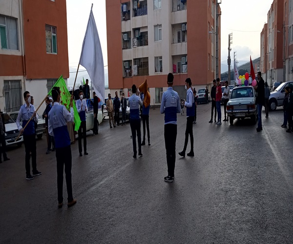 اجرای سرود(پاتوقی) و جشن خیابانی نیمه شعبان در اسلام آبادغرب