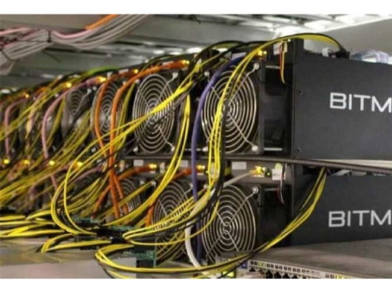 کشف 72 دستگاه ماینر غیرمجاز دراسلام آبادغرب کشف 72 دستگاه ماینر غیرمجاز دراسلام آبادغرب