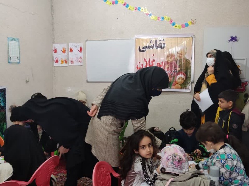 مسابقه نقاشی نوگلان فاطمی مکتب سلیمانی در اسلام آبادغرب مسابقه نقاشی نوگلان فاطمی مکتب سلیمانی در اسلام آبادغرب